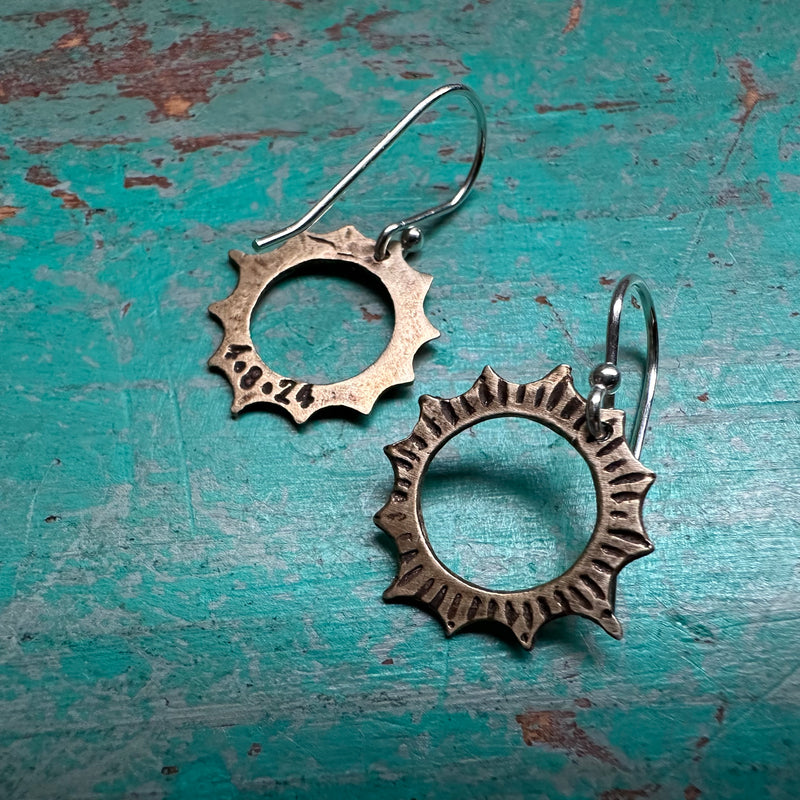 Mini Eclipse Earrings - Just 1 pair left for now, more coming soon!