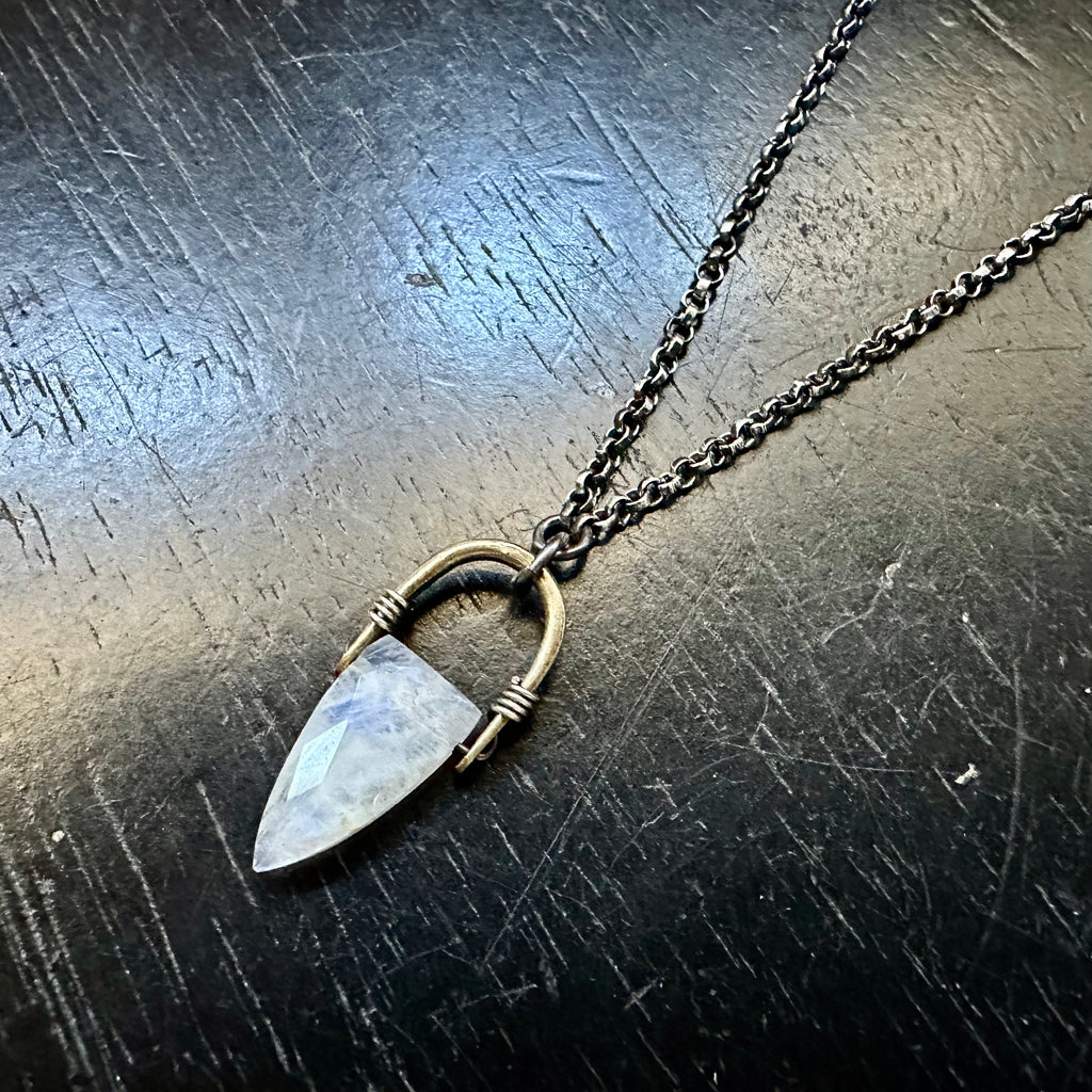 •RAINBOW MOONSTONE - SPEAR TEAR• bezel capped silver pendant