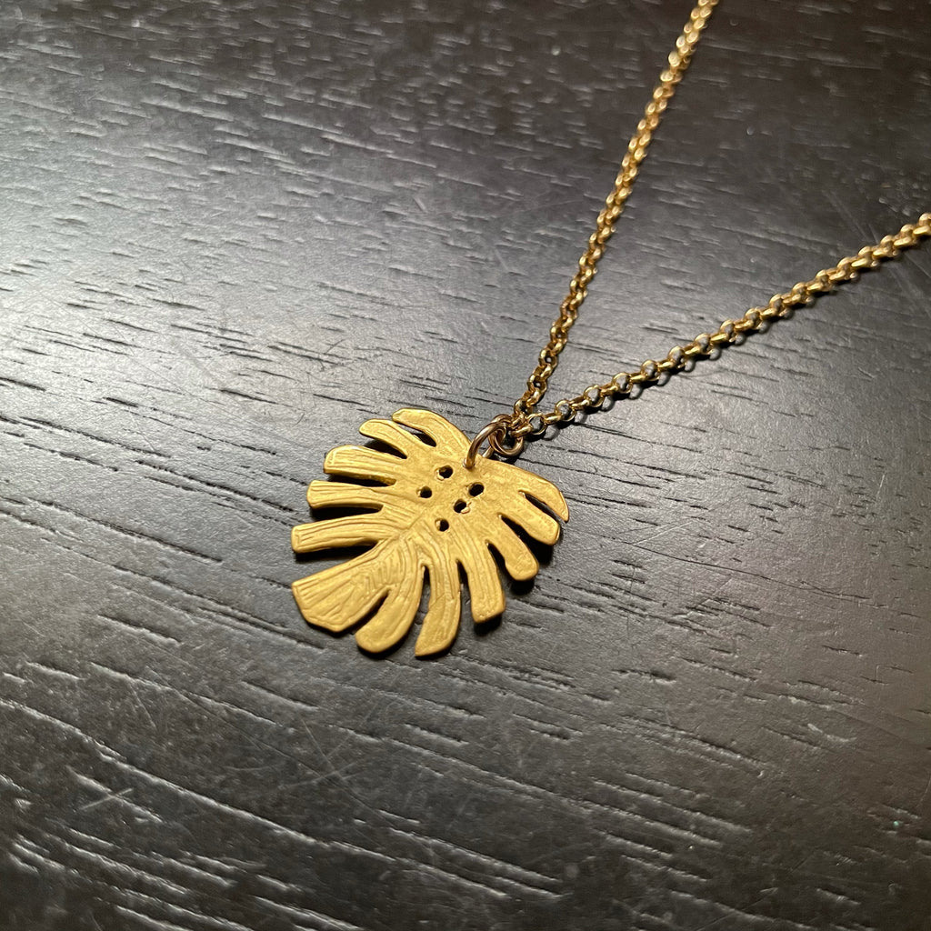 monstera jewelry Jennifer Kahn 24K Gold Monstera Leaf Necklace