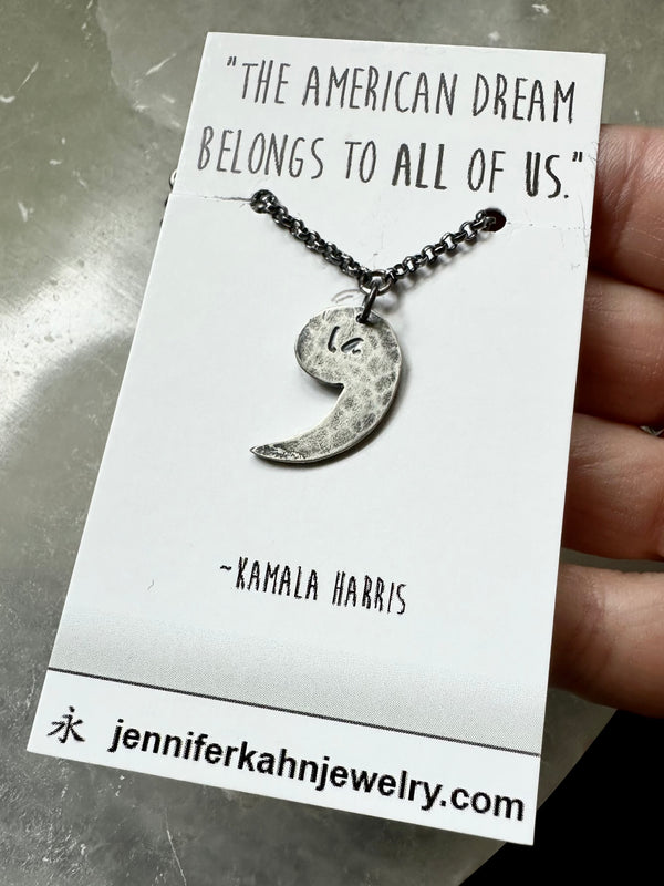 Kamala (Comma la) Pendant