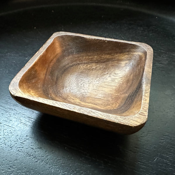 SQUARE CARVED ACACIA WOOD JEWELRY BOWL