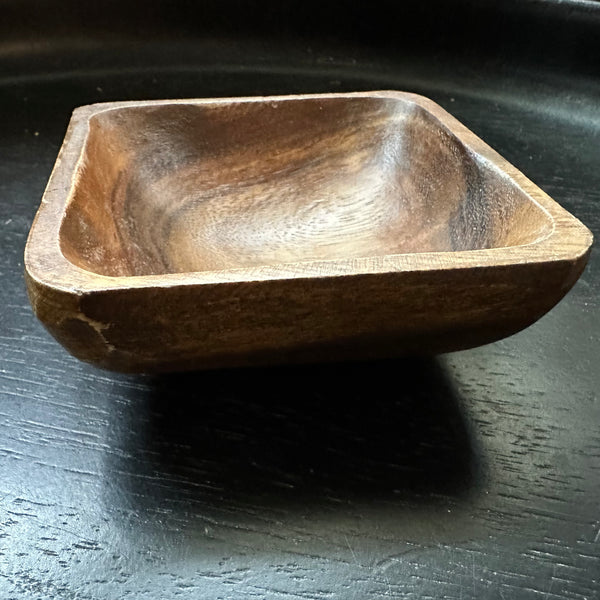 SQUARE CARVED ACACIA WOOD JEWELRY BOWL