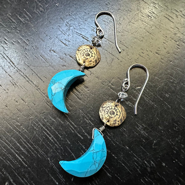 NEW! BRIGHT TEAL Turquoise Faceted Crescent Moon Earrings