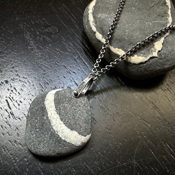 VERMONT ROCKS! "WISHING STONE" TINY SILVER TALISWOMAN, OOAK #10