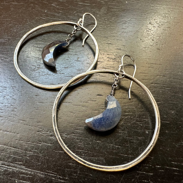 SEPTEMBER BIRTHSTONE FACETED SAPPHIRE CRESCENT MOONS in MEDIUM SILVER Hoops