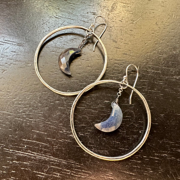 SEPTEMBER BIRTHSTONE FACETED SAPPHIRE CRESCENT MOONS in MEDIUM SILVER Hoops