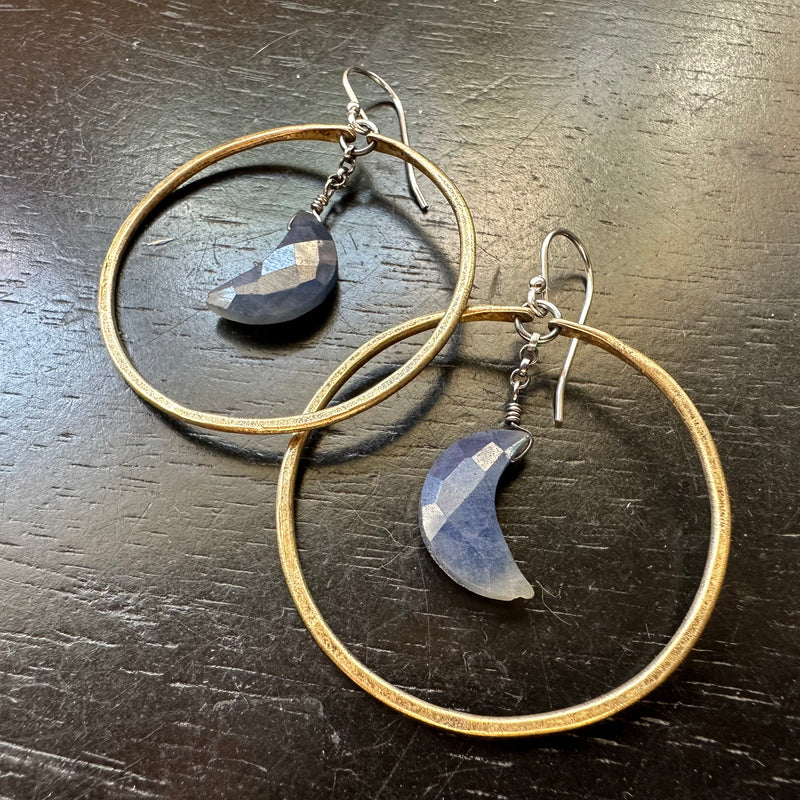 SEPTEMBER BIRTHSTONE FACETED SAPPHIRE CRESCENT MOONS in MEDIUM BRASS Hoops