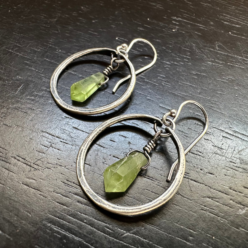 Tiny PERIDOT POINT Silver Hoops