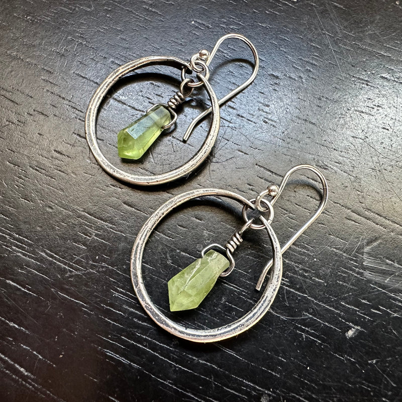 Tiny PERIDOT POINT Silver Hoops