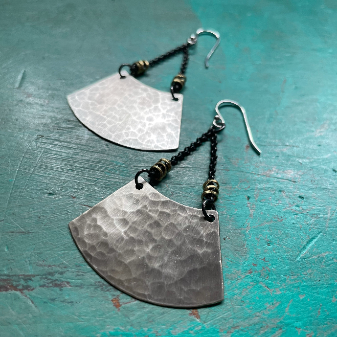 "Sola~Mezza" Silver Blade with Heishi Beads Earrings - 3 Sizes