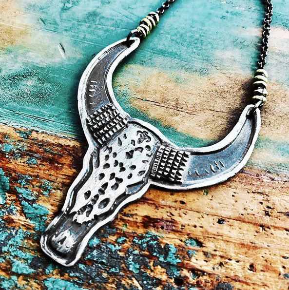 Large Silver Esmeralda Bull Necklace