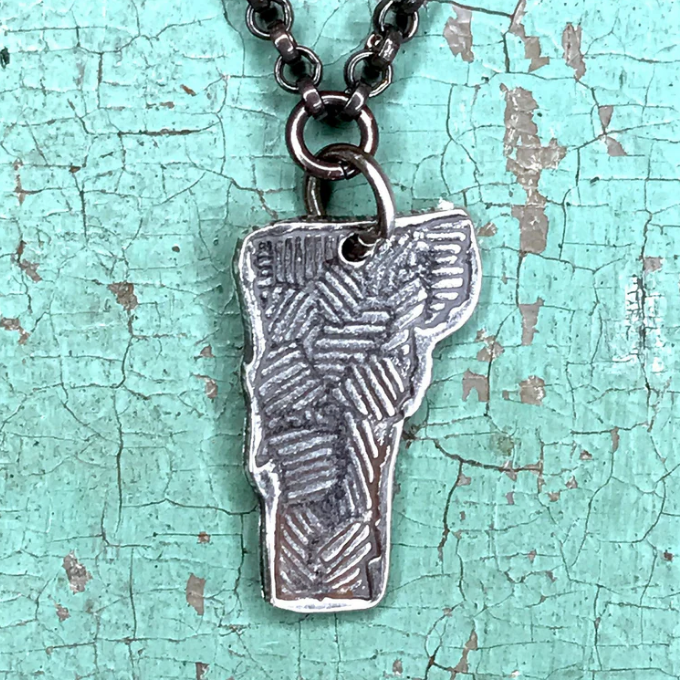 Tiny Vermont Pendant Necklace - 2 Metal Options