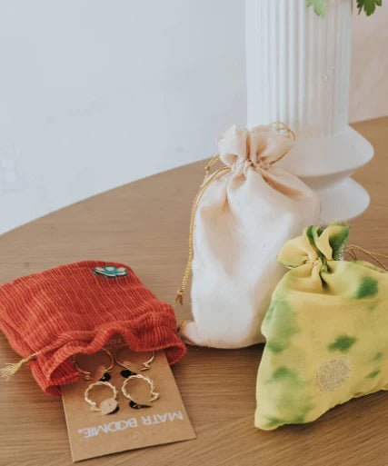 Sorpresa Eco-Friendly DRAWSTRING Gift Bags (Assorted designs)