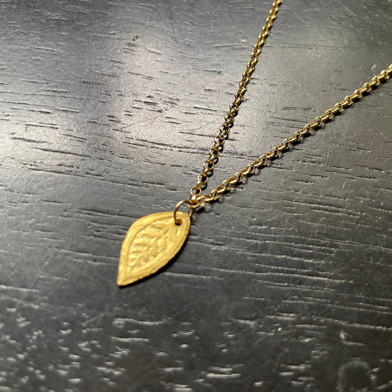 Gold Tiny Reversible Leaf Necklace, GOLD VERMEIL