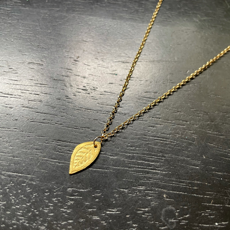 Gold Tiny Reversible Leaf Necklace, GOLD VERMEIL
